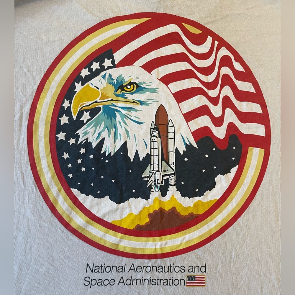 NASA Light Tan T-Shirt By Divided H&M 100% Cotton Large